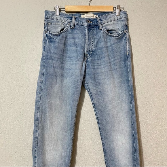 LOGG H&M Light Wash Straight Leg Jeans 31 - Picture 2 of 10